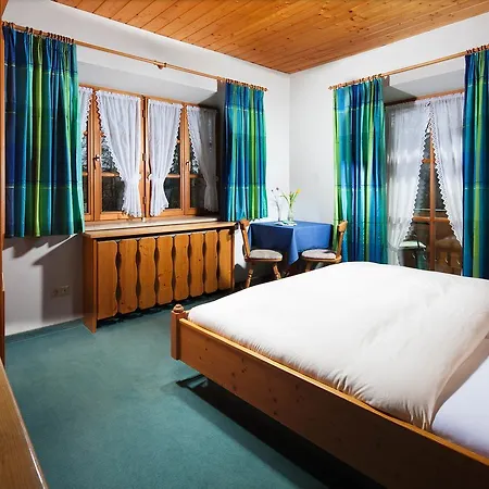 Lugeck Guest house